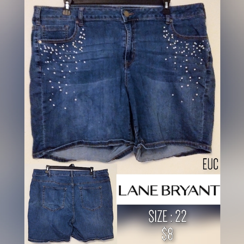 Jean Shorts W/ Pearl Detail